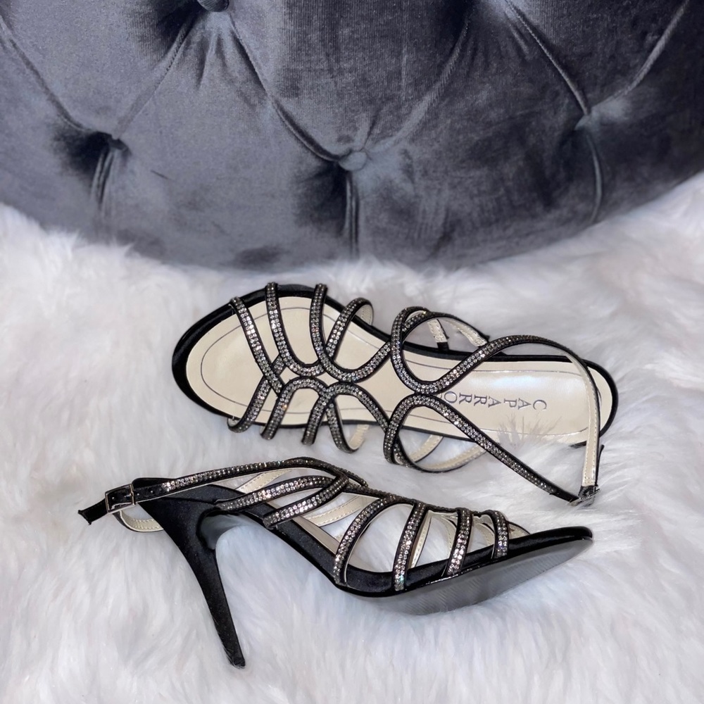 NWOT HEELS!!! - Picture 2 of 4